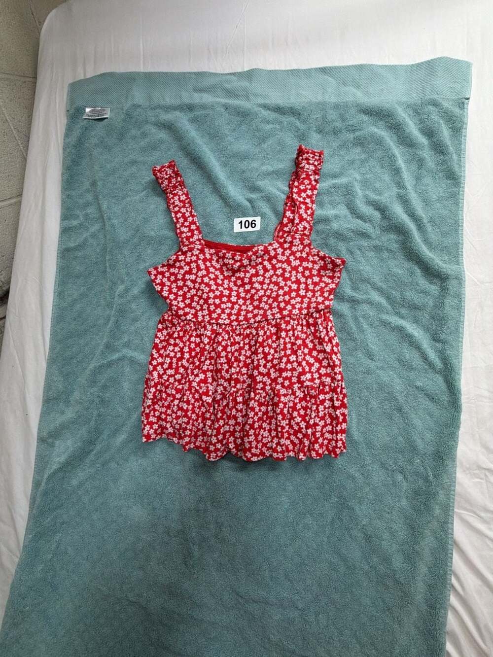 SO Goods for Life Juniors' Red Floral Tiered Tank Top